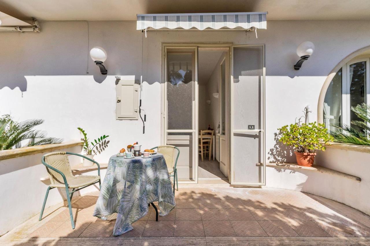 Garden View Near The Sea Bed & Breakfast Lecce Exterior photo